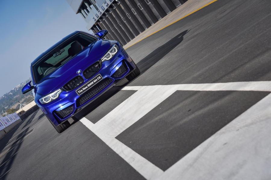  BMW M4 CS (F82) 2017 года  (ZA) (фото 4 из 28)
